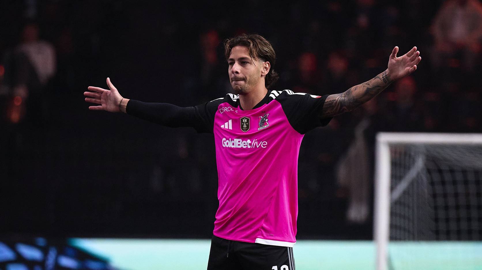 Simone Lo Faso drives Alpak FC on as Boomers get their first win on Kings Cup Italy Matchday 2