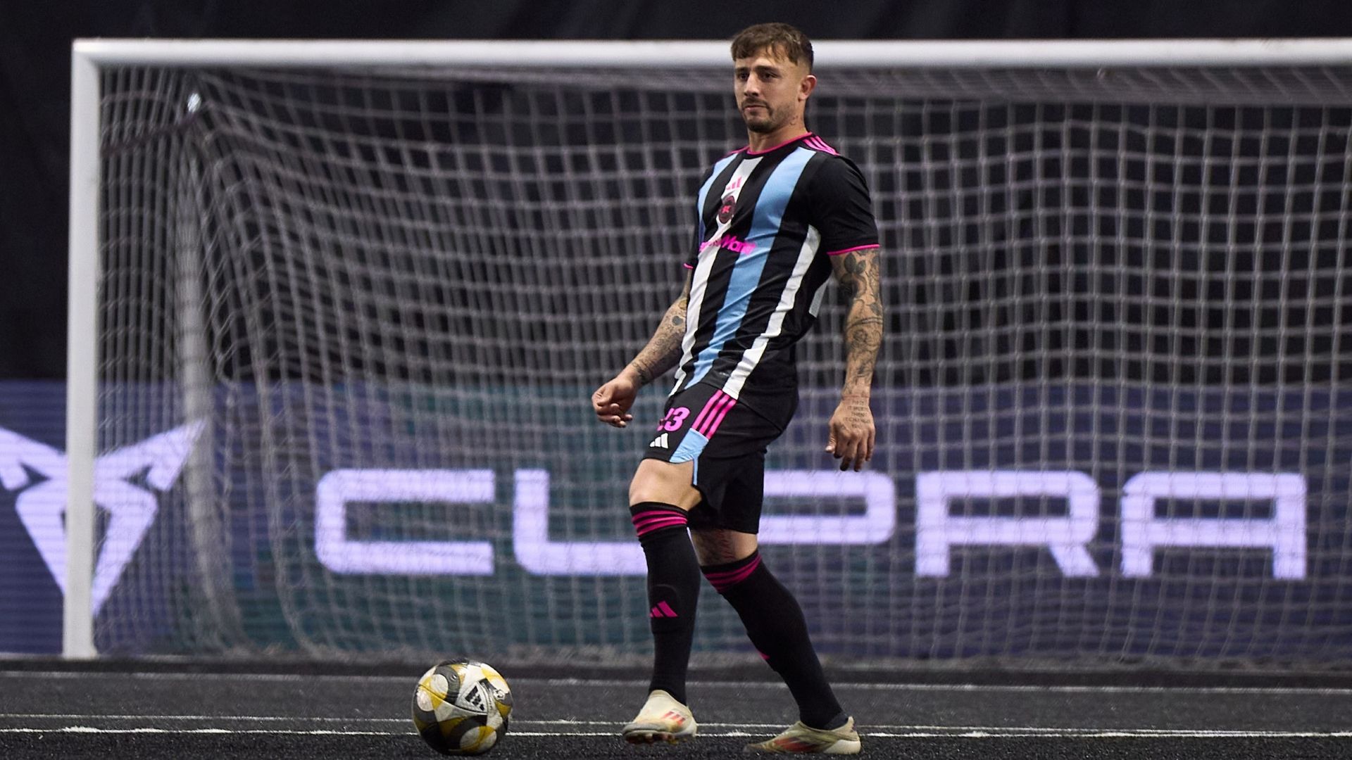 Debut de Pablo Maffeo en la Kings: consigue su camiseta