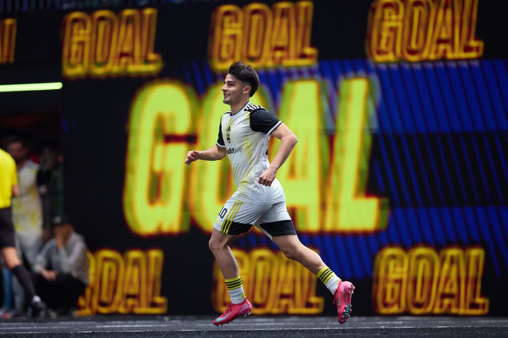 Alessandro Colombo ad un passo dalla leggenda: eguagliato il record di gol in uno split di Kings League - Blog Kings League Italia