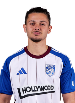 Enzo Arbona
